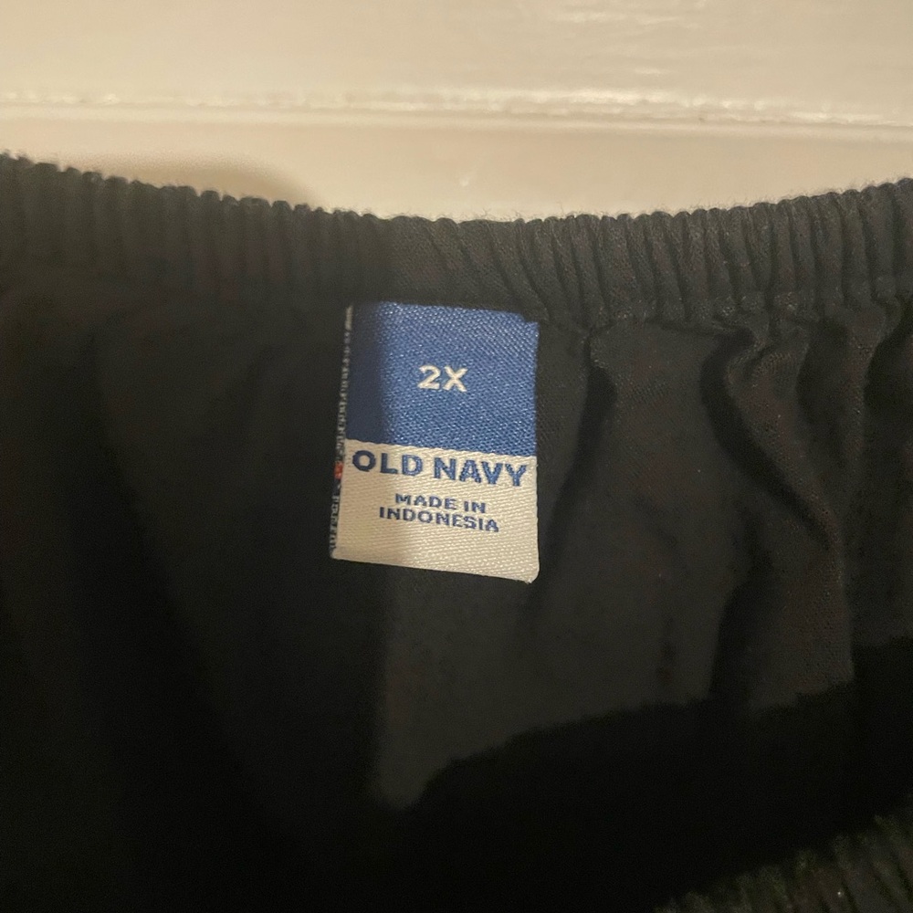 Sold!! Oversized sleeveless Old Navy top 2xl - Picture 4 of 4